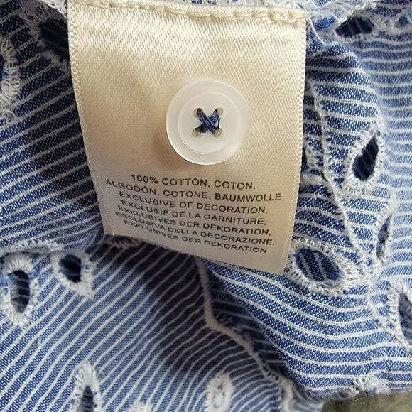 Holding Horses Short Sleeved Blouse. Size 0. - Picture 5 of 6